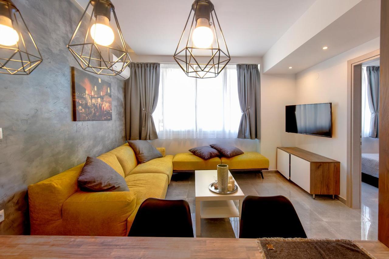 J Villara'S Luxury Suites Thessaloniki Exterior photo